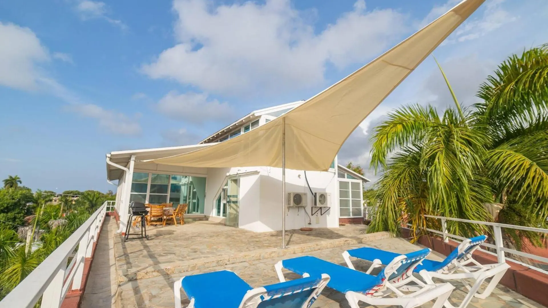 Plaza Achim Penthouse, 300M From Beach Sosua Apartment