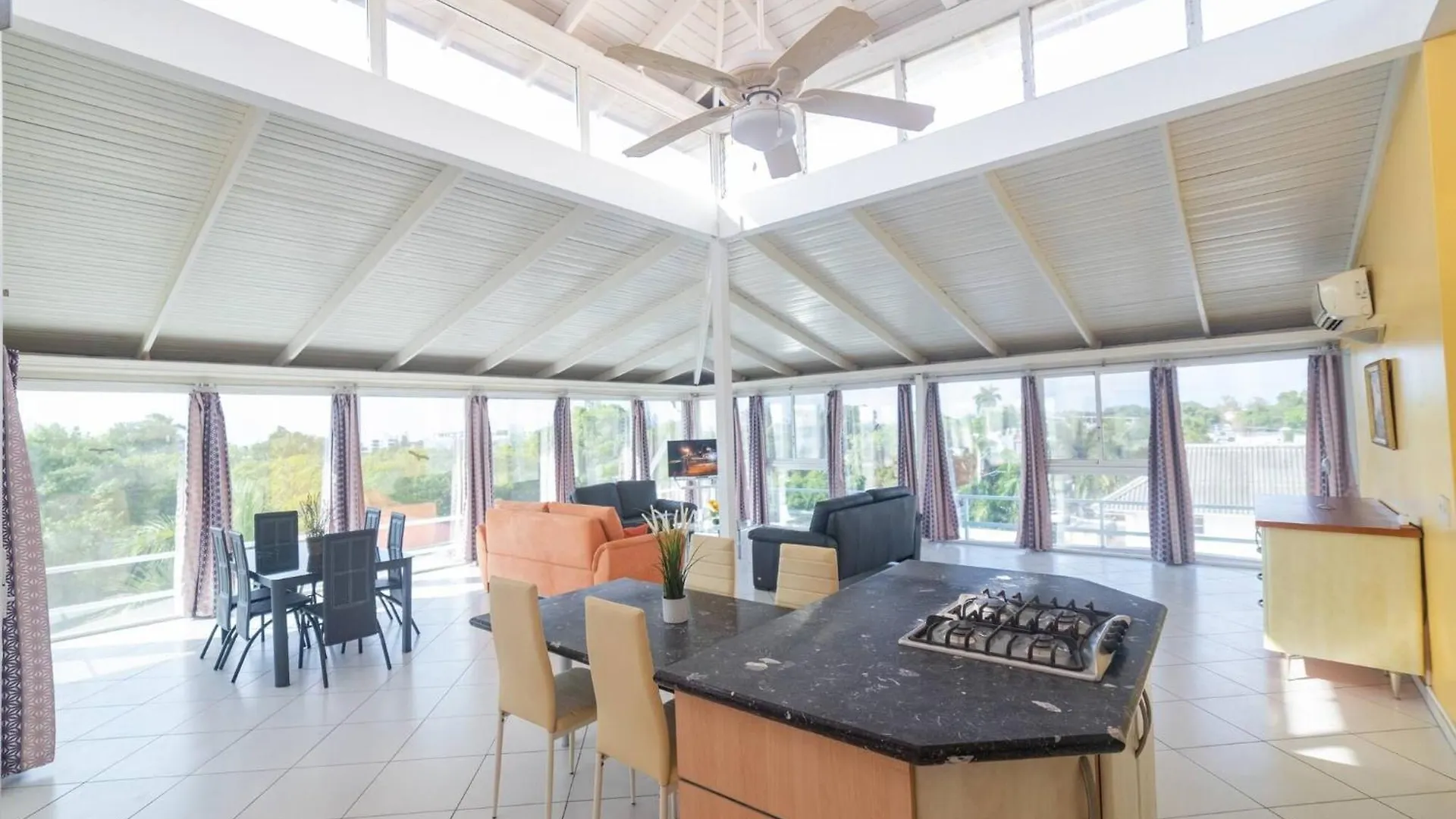 Apartment Plaza Achim Penthouse, 300M From Beach Sosua