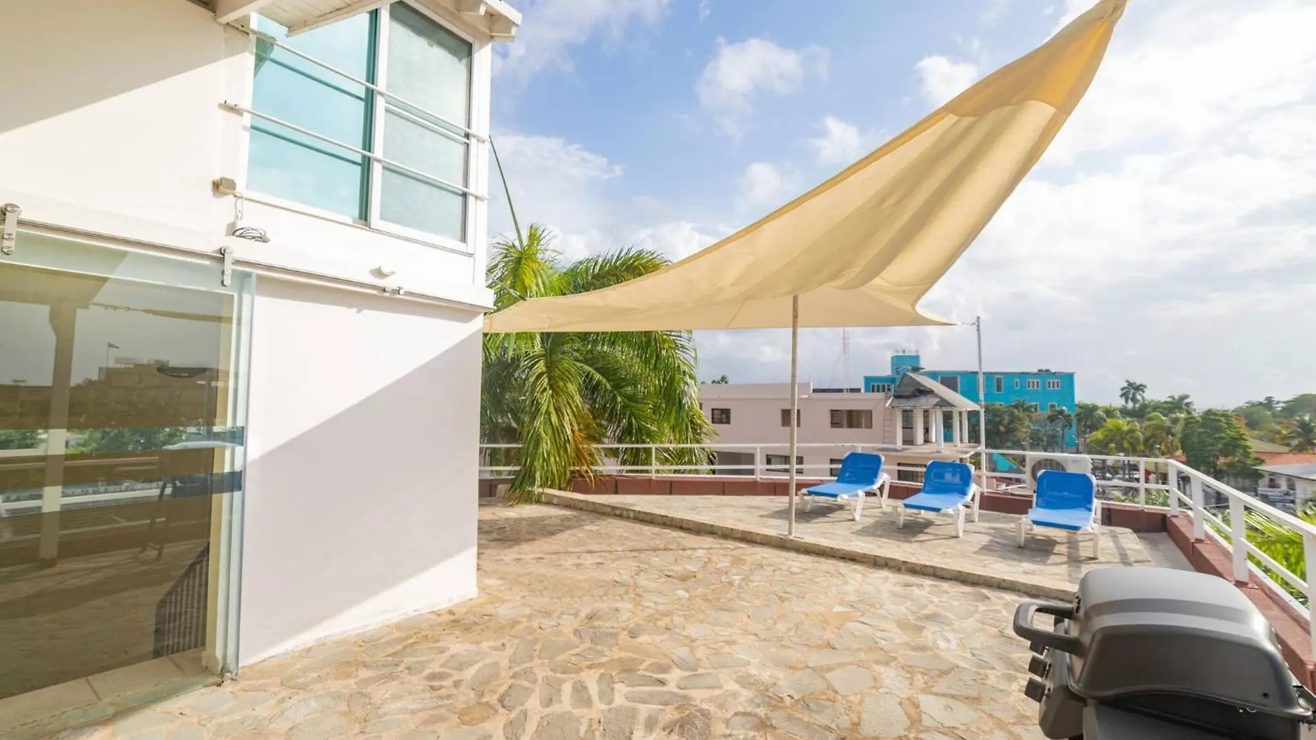 Plaza Achim Penthouse, 300M From Beach Sosua Apartment